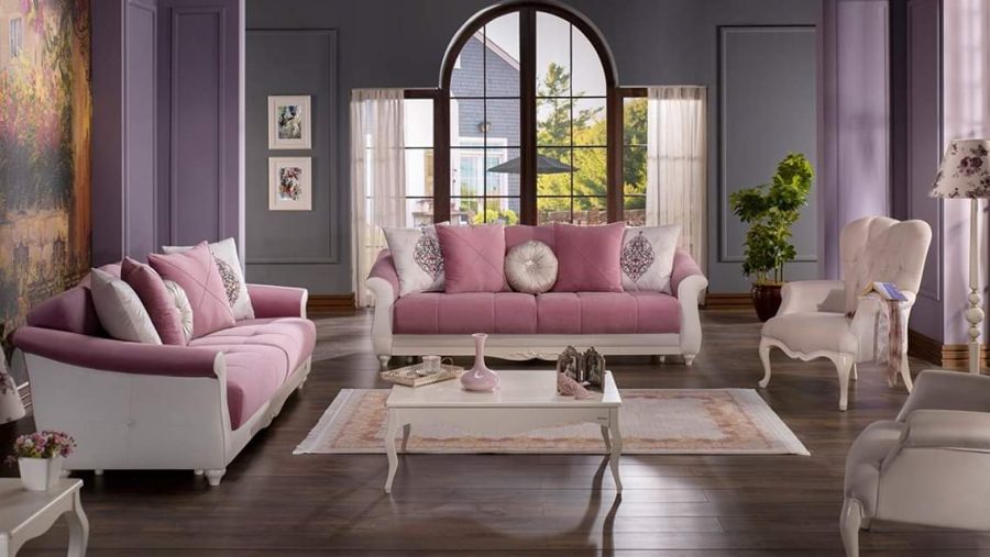 Salon Room